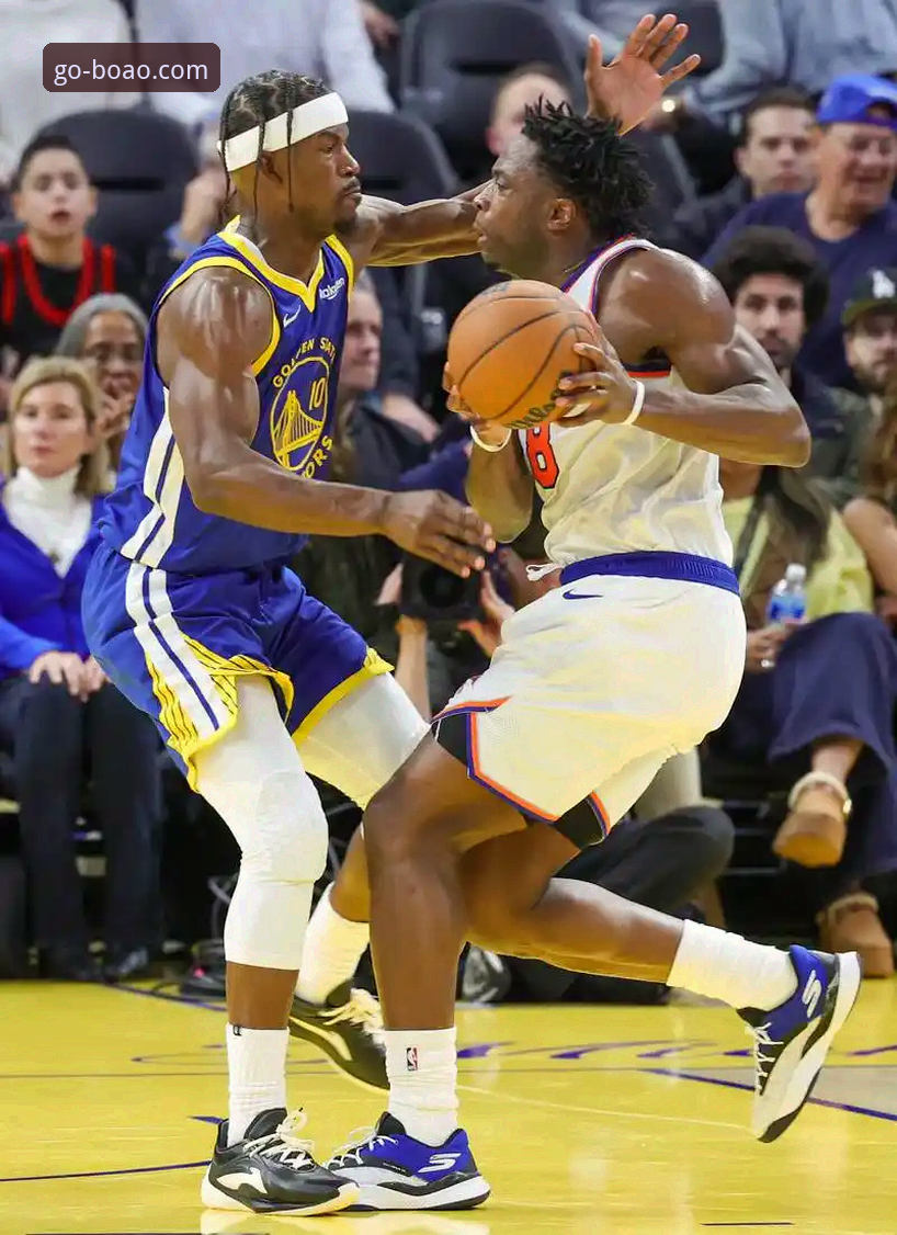 NBA季后赛尼克斯队创纪录大胜，博奥体育平台深度回顾